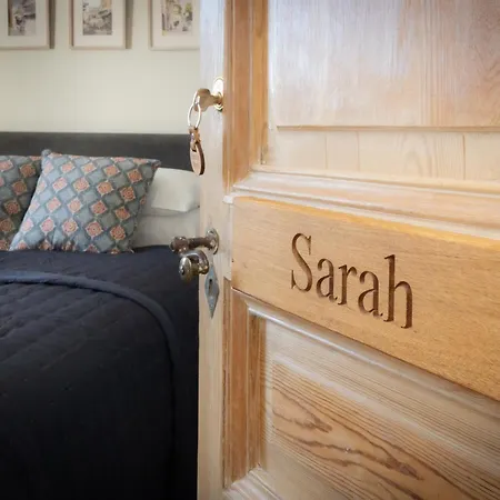 Maison Du Canal Du Midi Bed & Breakfast 3*