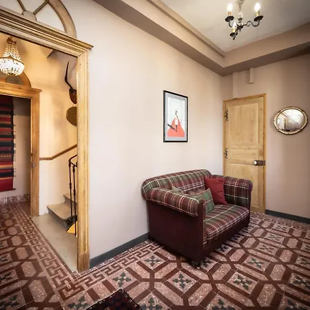 Maison Du Canal Du Midi Bed & Breakfast