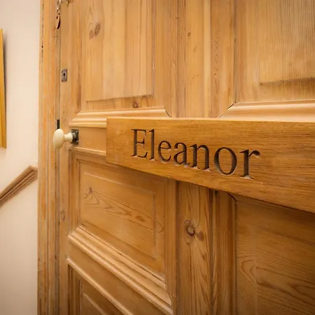 Maison Du Canal Du Midi Bed & Breakfast